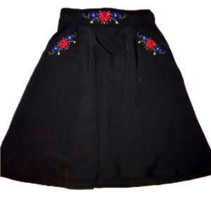 MIDNIGHT FLORAL PIN-UP FLOWER EMBROIDERED MIDI SKIRT